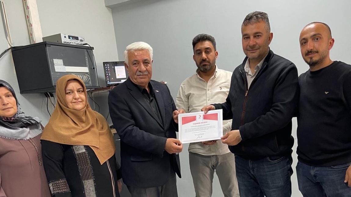Kızılay’dan Okulumuza Teşekkür Belgesi